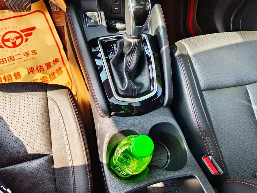 Nissan Qashqai - фото 13
