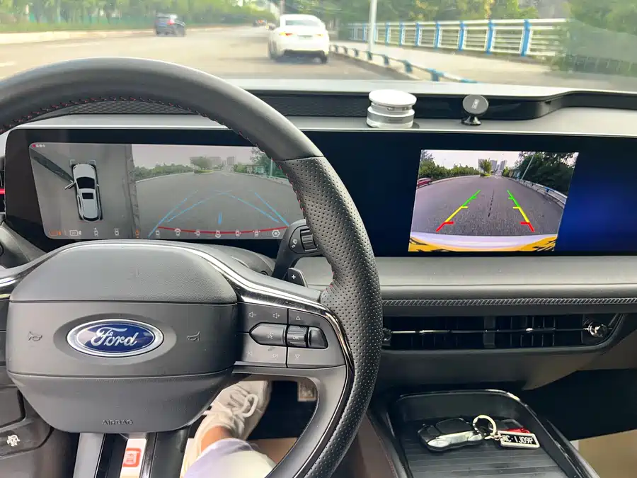 Ford EVOS - фото 22