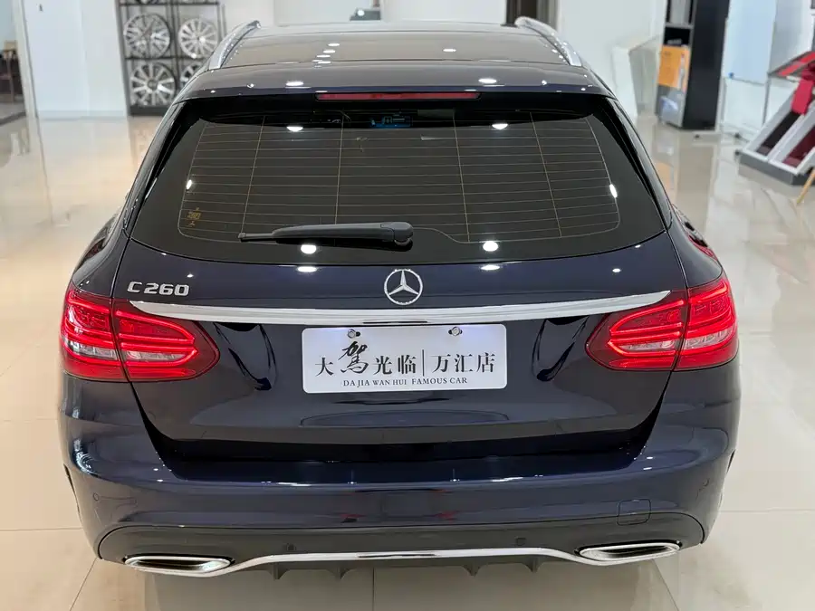 Mercedes C-Class - фото 6