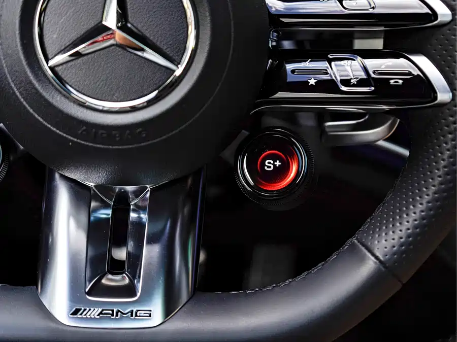 Mercedes EQE - фото 17