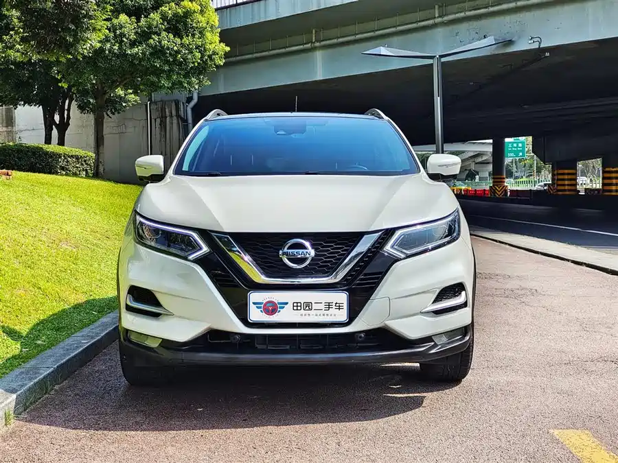 Nissan Qashqai - фото 2